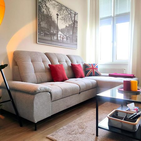 Cozyhome In Old Town, Presidential Apartment Bratislava Eksteriør billede